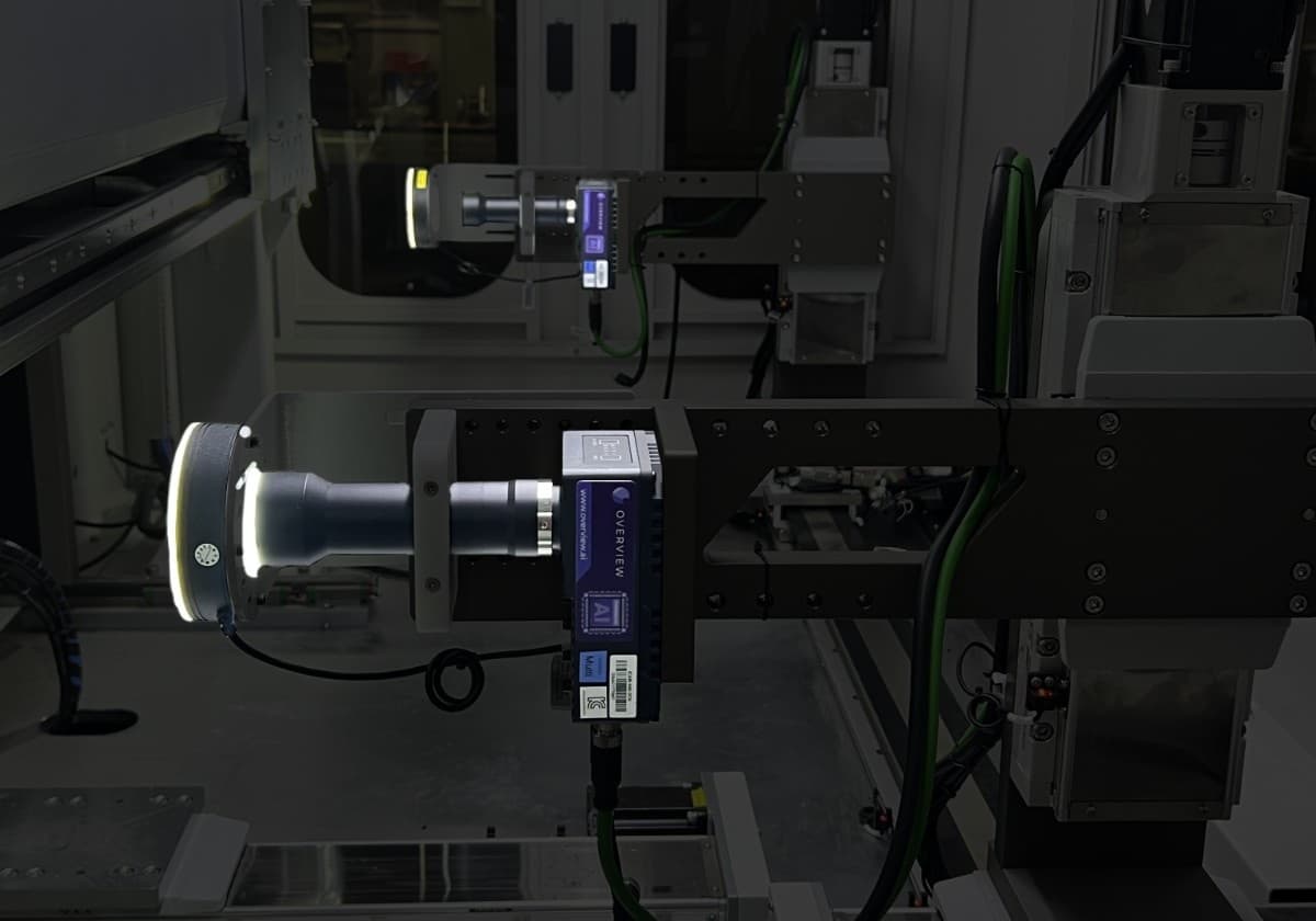 OV80i Vision System industrial setup