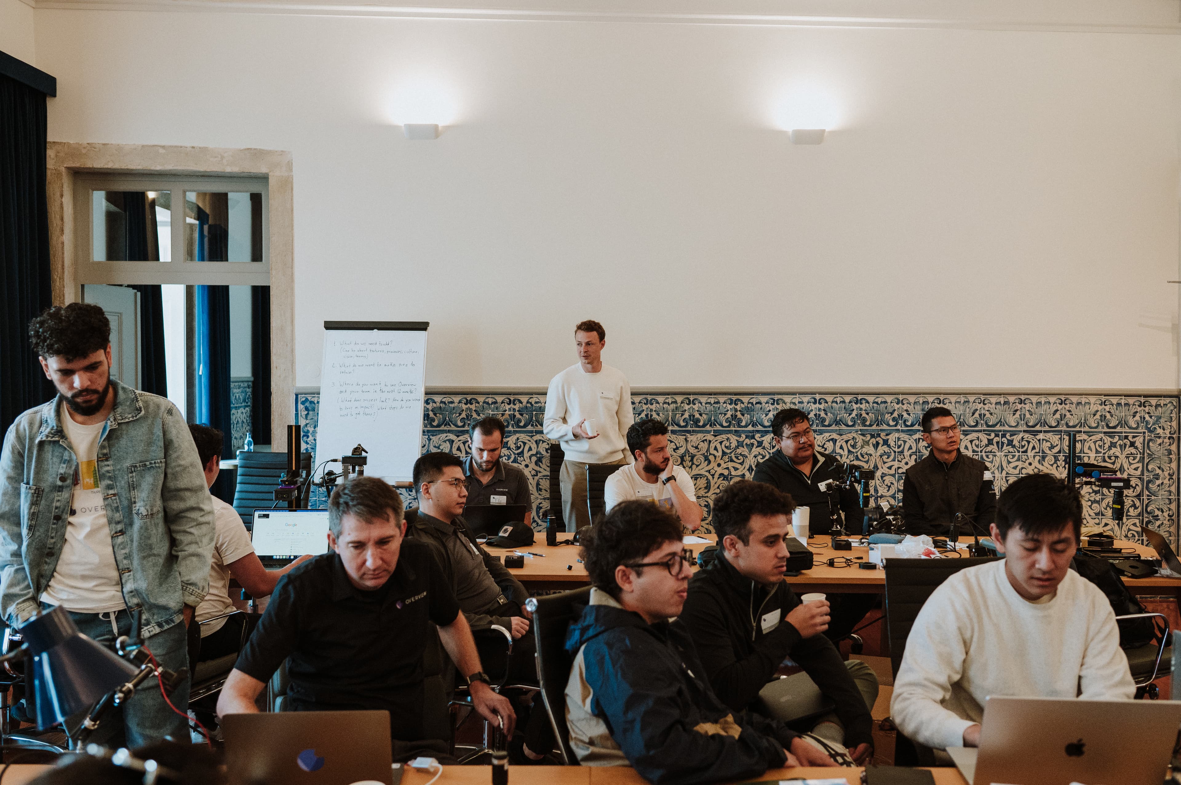 Overview AI team building - fostering innovation and collaboration in manufacturing AI development