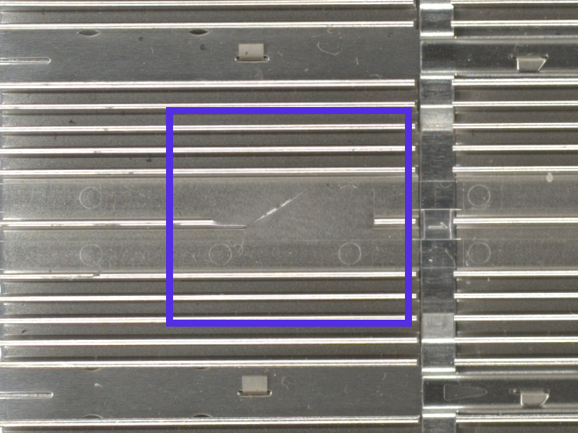 Synthetic scratch on a 4-row card cage connector